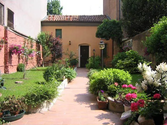Il Giardino FioritoAlbergo